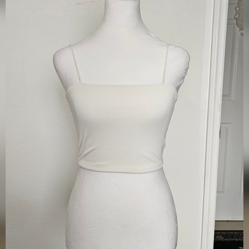 Elegant White Ribbed Women's Cropped Top Cami Size XS